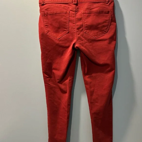 🌻DEMOCRACY Red Slim Jean Pants - Picture 3 of 4